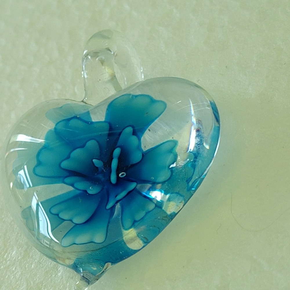 Vintage Blue Flower Lampwork Glass Heart Pendant Clear Art Glass 16g